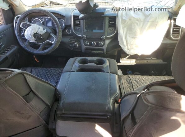 1C6SRFFT2KN778817 2019 RAM 1500 Silver Вид панелі приладів
