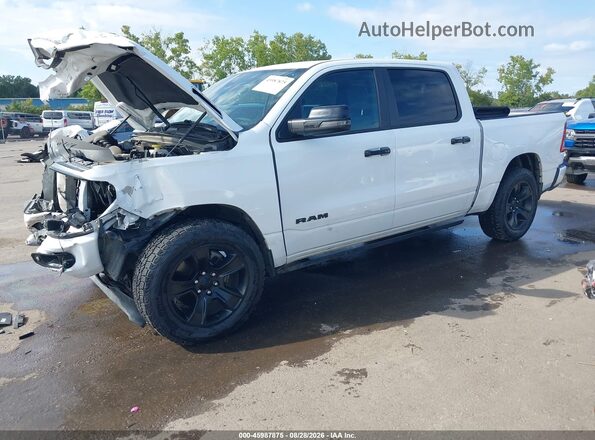 1C6SRFFT2PN661570 2023 RAM 1500 White წინა მარცხენა ხედი სამი მეოთხედიდან