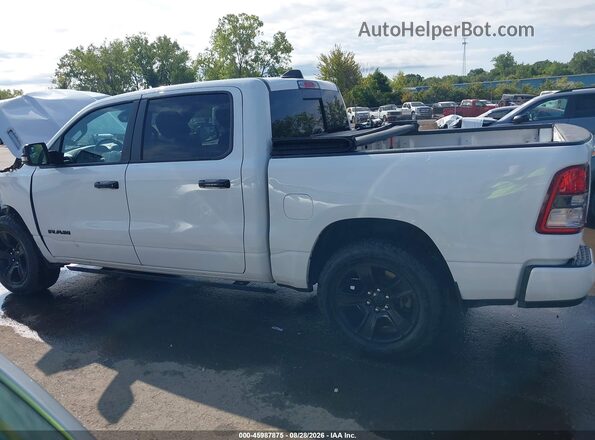1C6SRFFT2PN661570 2023 RAM 1500 White სალონის 360-გრადუსიანი ხედი