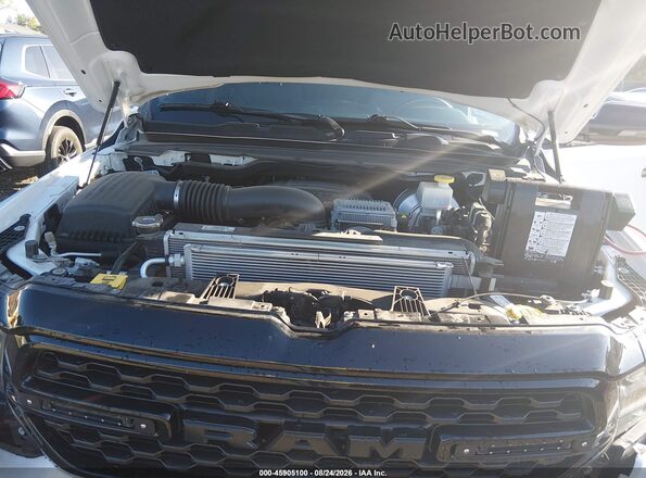 1C6SRFFT2RN117511 2024 RAM 1500 White Հետևի տեսք
