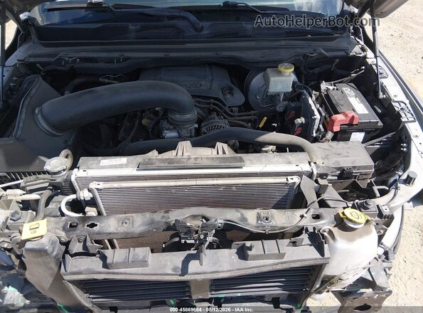 1C6SRFFT3KN737175 2019 RAM 1500 Silver Vista trasera