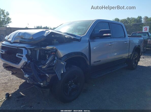 1C6SRFFT3NN267136 2022 RAM 1500 Silver Առջևի ձախ երեք քառորդ տեսարան