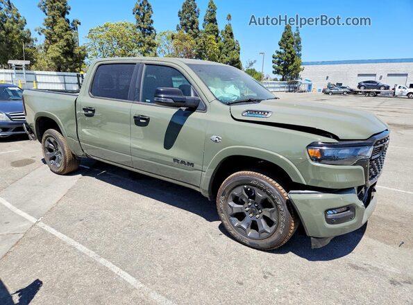 1C6SRFFT3TN319524 2026 RAM 1500 Green Delantero derecho