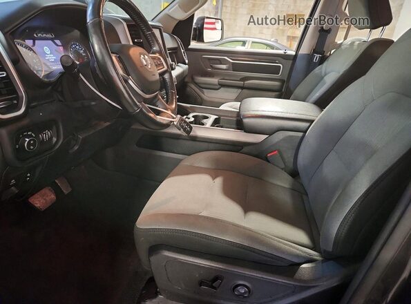 1C6SRFFT4LN200316 2020 RAM 1500 Gray Front interior view