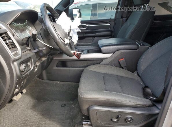1C6SRFFT4MN516879 2021 RAM 1500 Silver Вид салону спереду