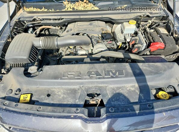 1C6SRFFT4NN131159 2022 RAM 1500 Charcoal Вид задньої частини салону