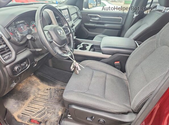 1C6SRFFT5KN575789 2019 RAM 1500 Red Widok wnętrza z przodu