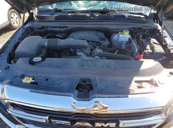 1C6SRFFT5KN895209 2019 RAM 1500 Black Rear interior view