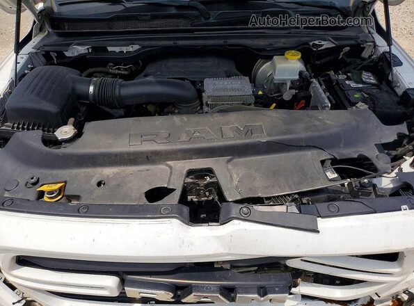 1C6SRFFT5MN505177 2021 RAM 1500 White უკანა სალონის ხედი