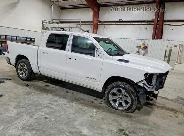 1C6SRFFT6MN670834 2021 RAM 1500 White Front right