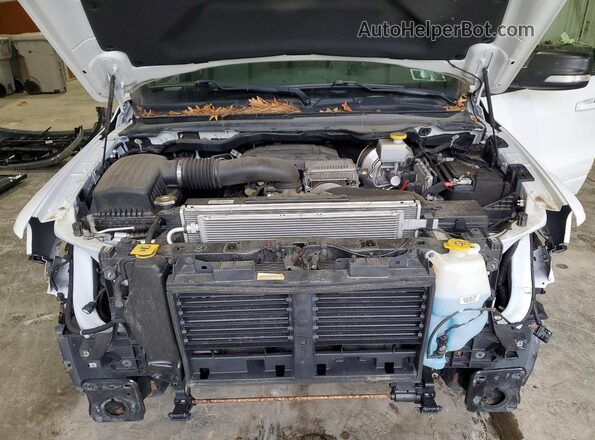 1C6SRFFT6MN670834 2021 RAM 1500 White Rear interior view