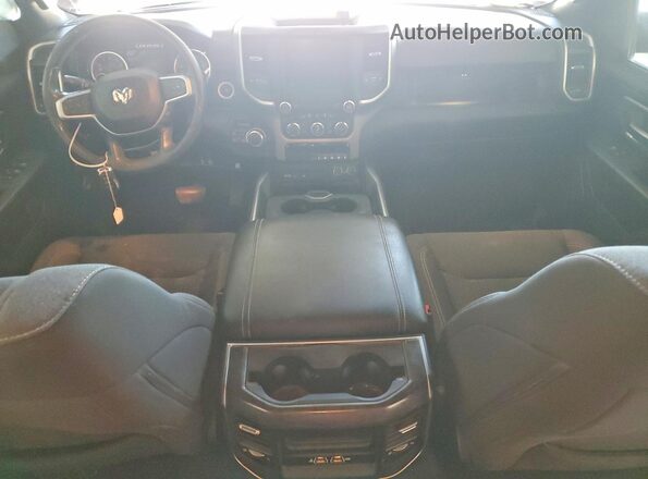 1C6SRFFT7KN587328 2019 RAM 1500 Burgundy Dashboard view