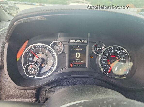 1C6SRFFT7KN711775 2019 RAM 1500 Silver Widok zestawu wskaźników