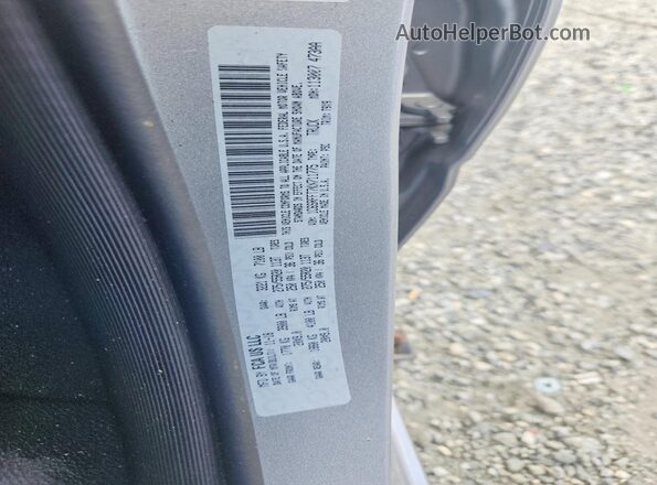 1C6SRFFT7KN711775 2019 RAM 1500 Silver Widok komory silnika