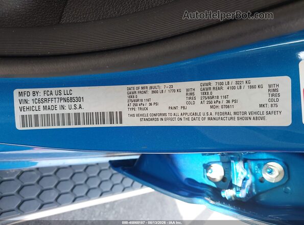 1C6SRFFT7PN685301 2023 RAM 1500 Blue Vista del compartimento del motor