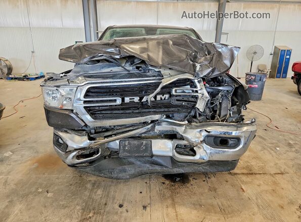 1C6SRFFT8KN660237 2019 RAM 1500 Gray Դիմացի տեսք