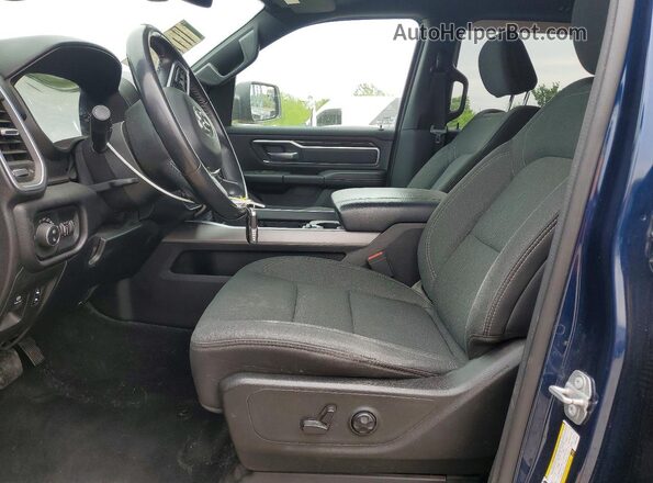 1C6SRFFT8KN918983 2019 RAM 1500 Blue Front interior view