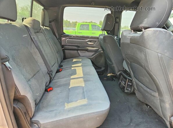 1C6SRFFT8MN810527 2021 RAM 1500 Silver უკანა სავარძლების ხედი