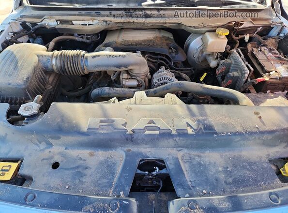 1C6SRFFTXLN127632 2020 RAM 1500 Белый Вид задней части салона