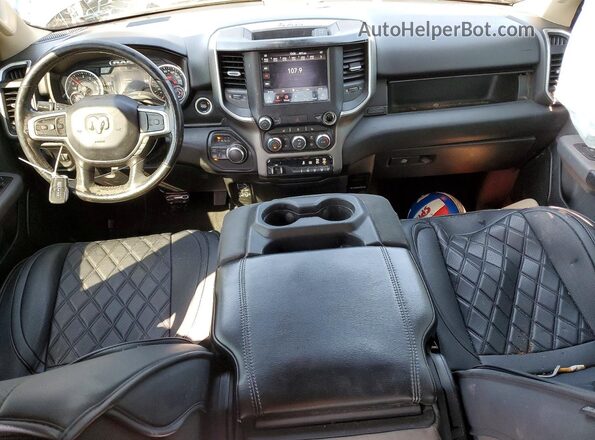 1C6SRFFTXLN155821 2020 RAM 1500 Black Вид панелі приладів