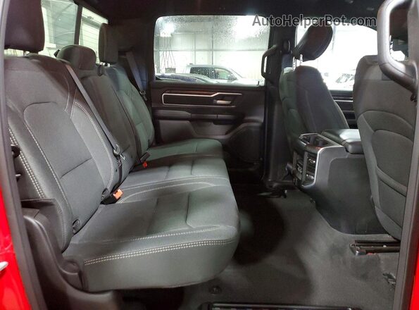 1C6SRFFTXLN368980 2020 RAM 1500 Red უკანა სავარძლების ხედი