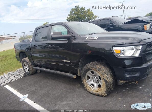 1C6SRFGT9KN651271 2019 RAM 1500 Black Rear interior view