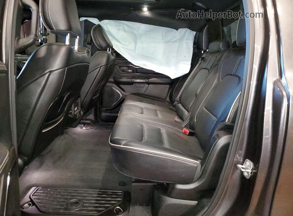1C6SRFHT0NN259783 2022 RAM 1500 Gray Rear seats view