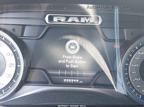 1C6SRFHT2MN578794 2021 RAM 1500 Gray სალონის 360-გრადუსიანი ხედი