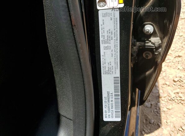 1C6SRFHT4MN555422 2021 RAM 1500 Black Widok komory silnika