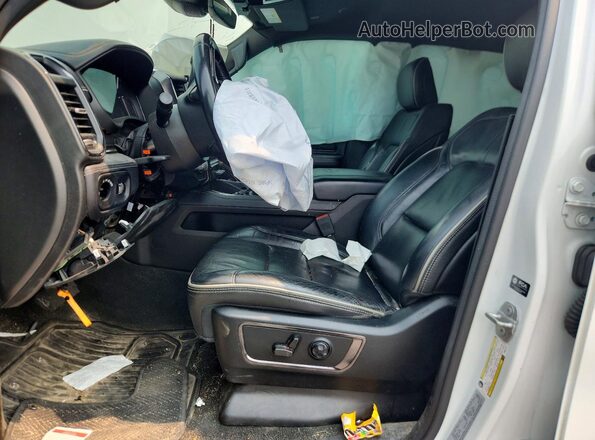 1C6SRFHT4PN522117 2023 RAM 1500 White Vista interior delantera