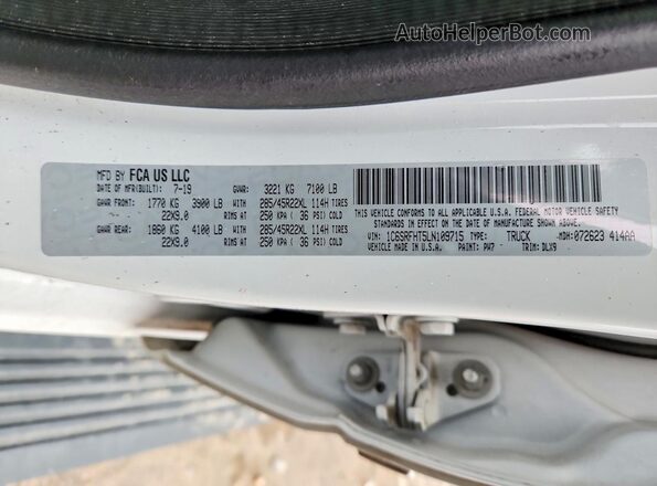 1C6SRFHT5LN109715 2020 RAM 1500 White ძრავის განყოფილების ხედი