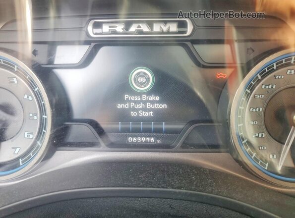 1C6SRFHT6LN219396 2020 RAM 1500 Black Vista del cuadro de instrumentos