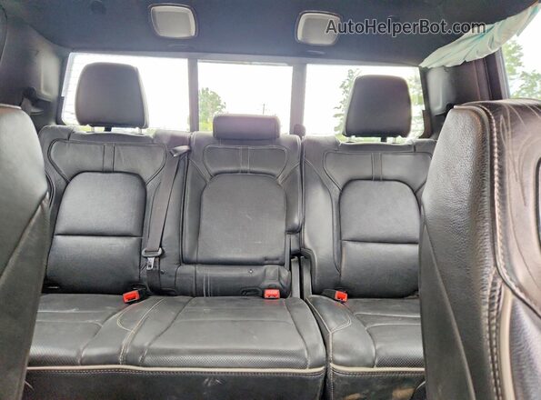 1C6SRFHT7LN342799 2020 RAM 1500 Silver Vista de los asientos traseros