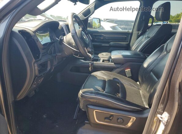 1C6SRFHT8KN664060 2019 RAM 1500 Gray Front interior view