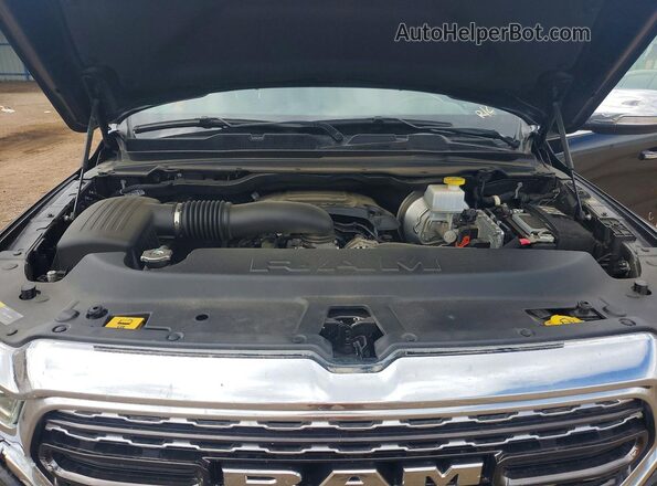 1C6SRFHT8NN350882 2022 RAM 1500 Черный Вид задней части салона