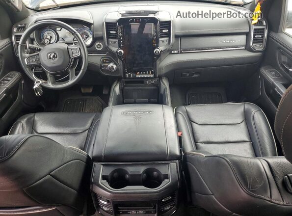 1C6SRFHT8NN350882 2022 RAM 1500 Черный Вид панели приборов