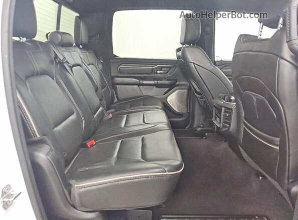 1C6SRFHT9KN603820 2019 RAM 1500 Белый Вид задних сидений