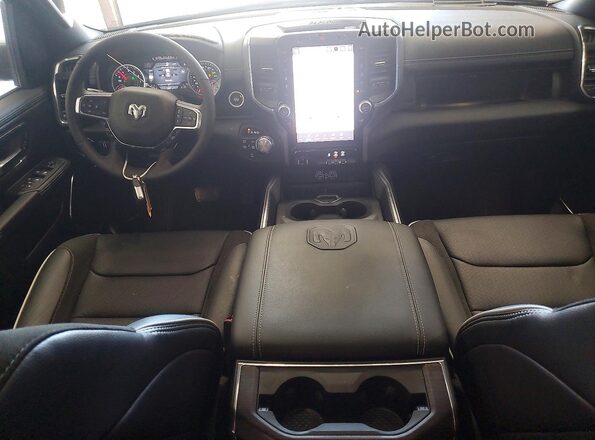 1C6SRFJP1TN293757 2026 RAM 1500 Gray Вид панелі приладів