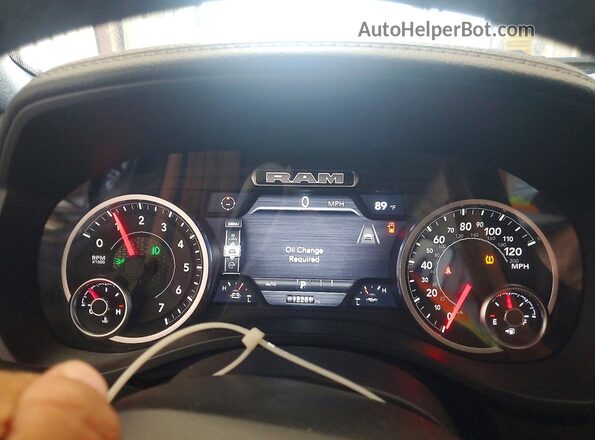 1C6SRFJP1TN293757 2026 RAM 1500 Gray Вид щитка приладів