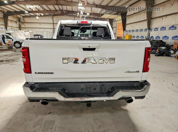 1C6SRFJP4TN368998 2026 RAM 1500 White Вид ззаду
