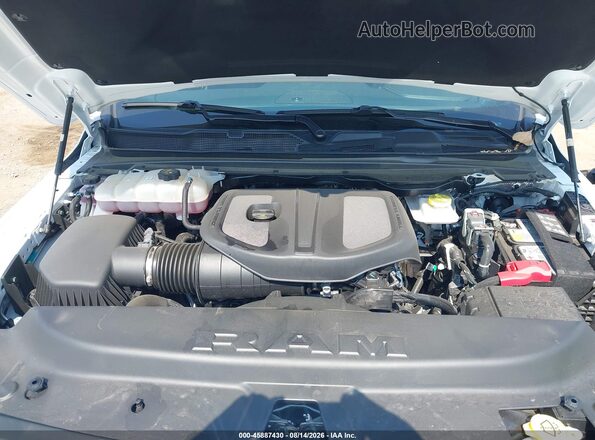 1C6SRFJP6TN307233 2026 RAM 1500 White Widok z tyłu