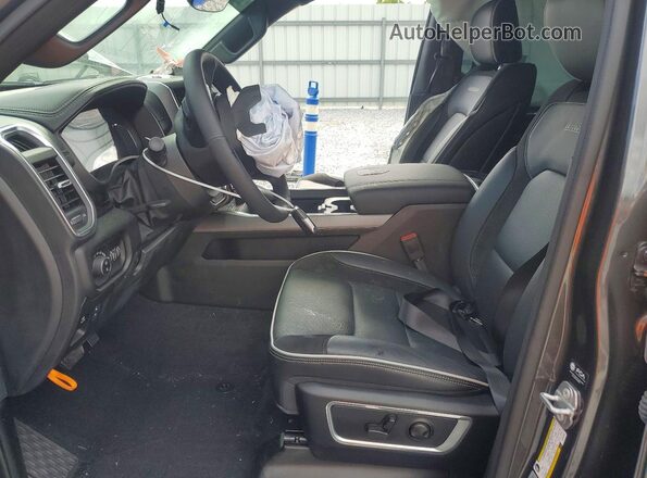 1C6SRFJP7SN763191 2025 RAM 1500 Charcoal Вид салону спереду