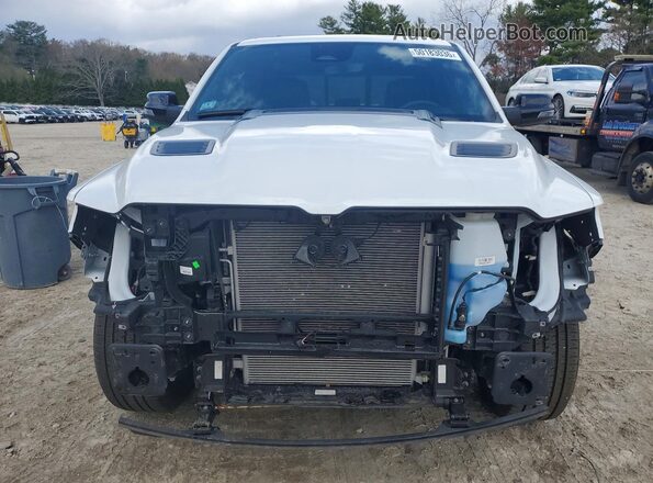 1C6SRFJP8SN546815 2025 RAM 1500 White Front view