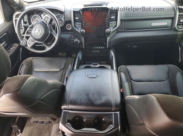 1C6SRFJT0RN149378 2024 RAM 1500 Белый Вид панели приборов