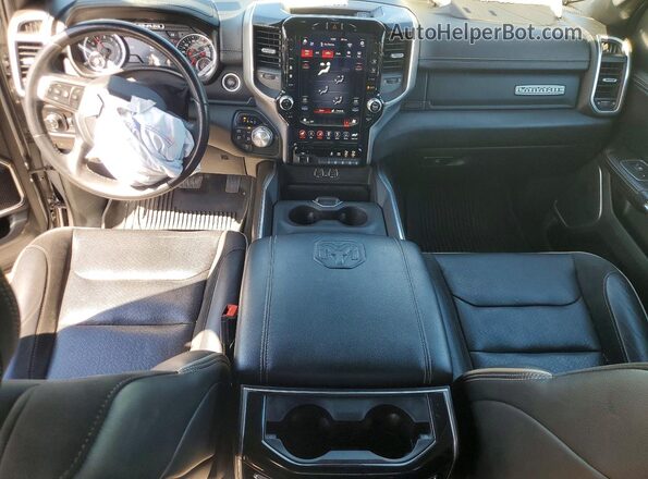 1C6SRFJT3MN604295 2021 RAM 1500 Silver Առջևի վահանակի տեսք