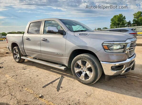 1C6SRFJT3RN106749 2024 RAM 1500 Серебряный Передняя правая четверть