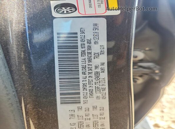 1C6SRFJT5LN240380 2020 RAM 1500 Charcoal Widok komory silnika