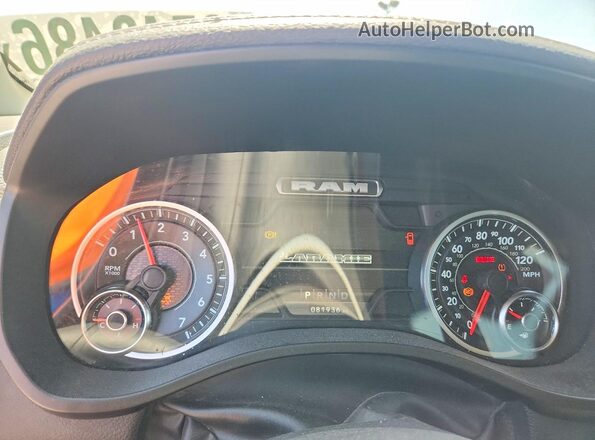 1C6SRFJT5NN282373 2022 RAM 1500 Белый Вид щитка приборов