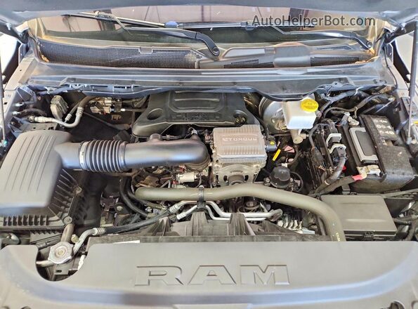 1C6SRFJT5RN165625 2024 RAM 1500 Gray Rear interior view