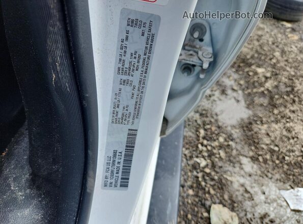 1C6SRFJT6RN136683 2024 RAM 1500 Белый Вид подкапотного пространства